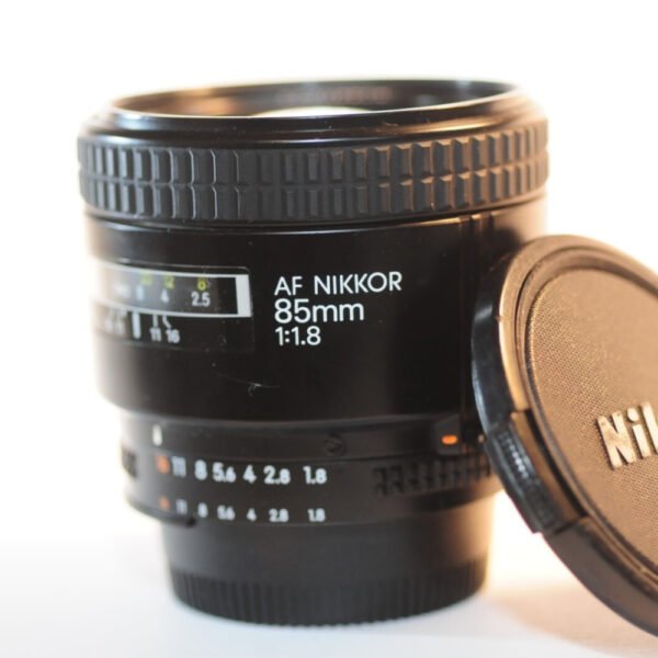 Nikon AF Nikkor 85mm f/1.8 PRIME FX portrait lens for FM2 F100 D780 DF D850 D750